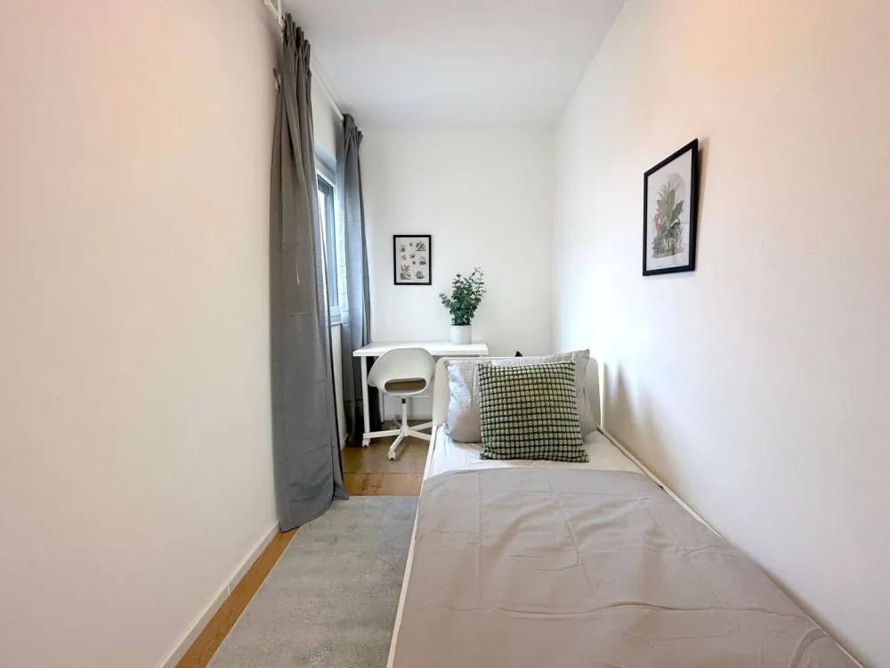 ?? Zimmer frei in 4er-WG in Frankfurt - Birkholzweg 8