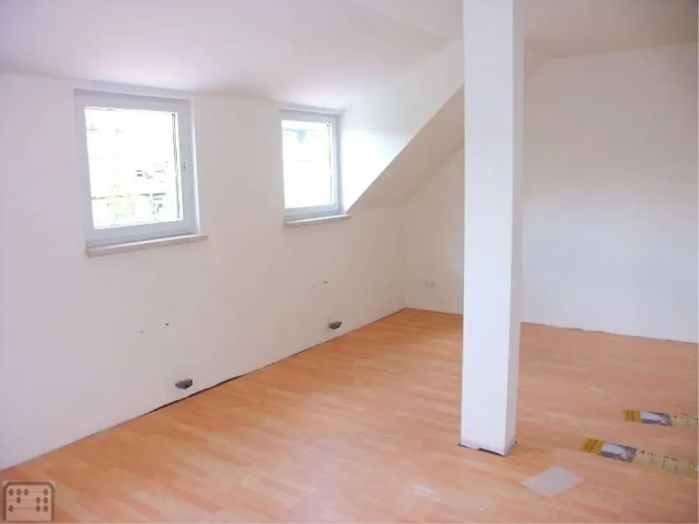 Helle Dachgeschosswohnung für Studenten im Leipziger Osten