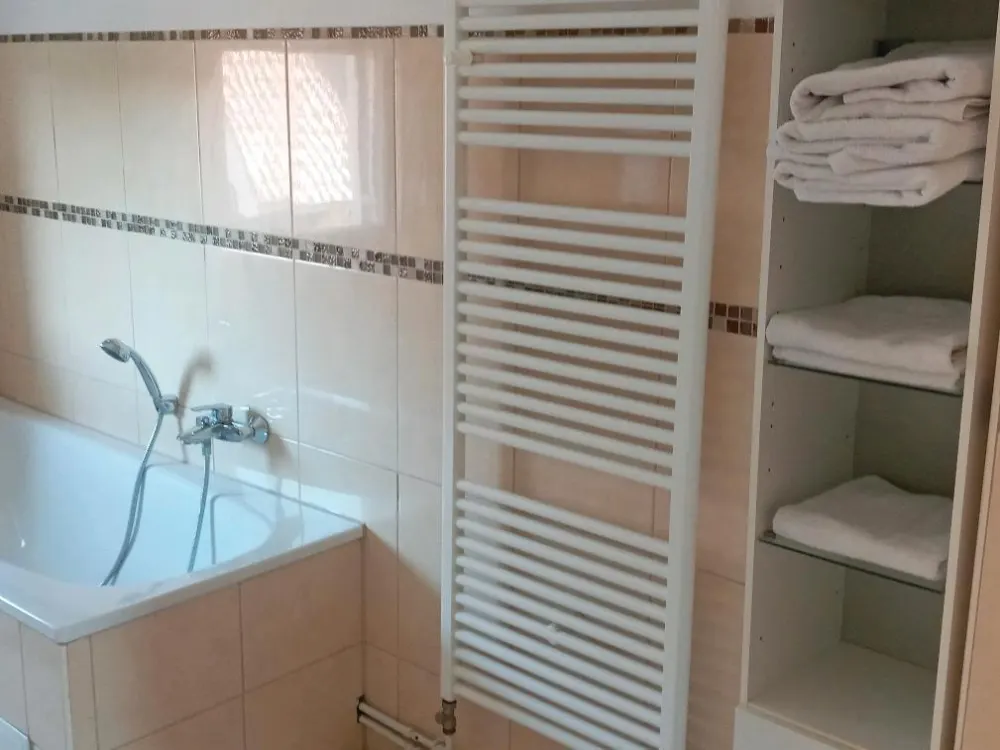 Mobilierte Zweizimmer Wohnung
