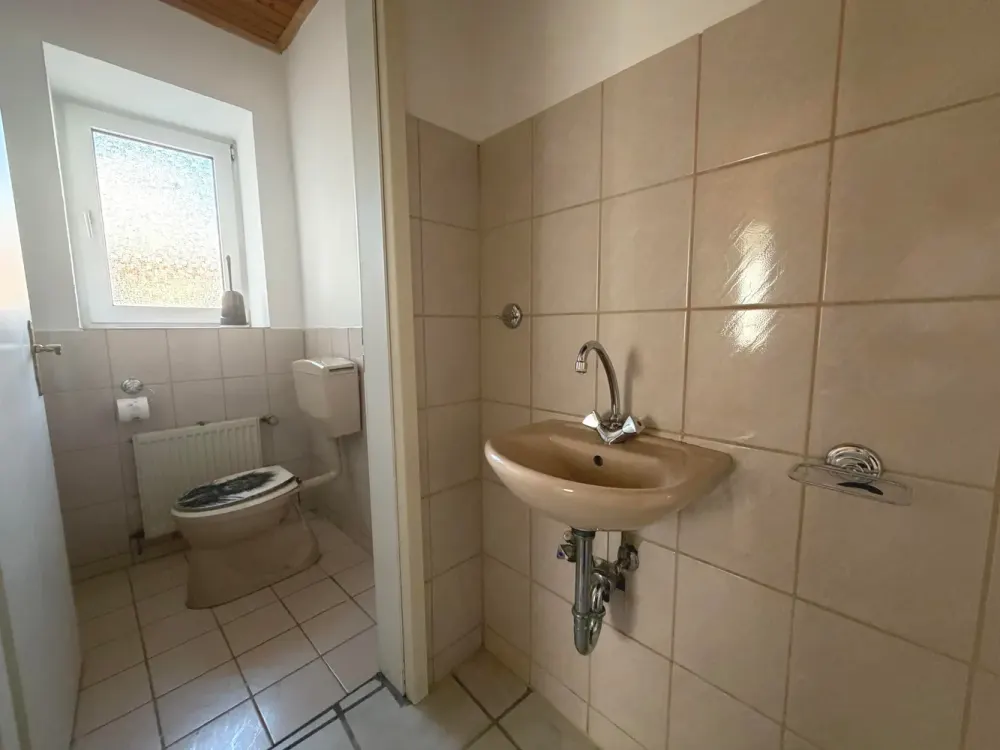Spacious Ground Floor Apartment for Rent