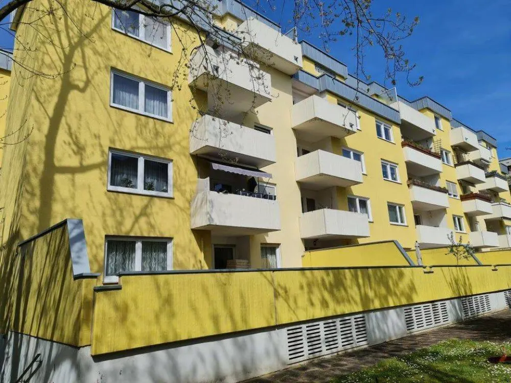 2-Room Apartment - First Occupancy After Modernization