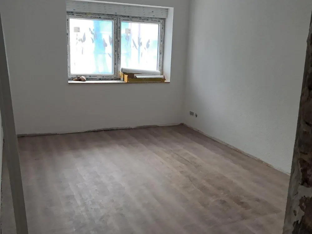 • Erstbezug nach Sanierung 2 Zimmerwohnung