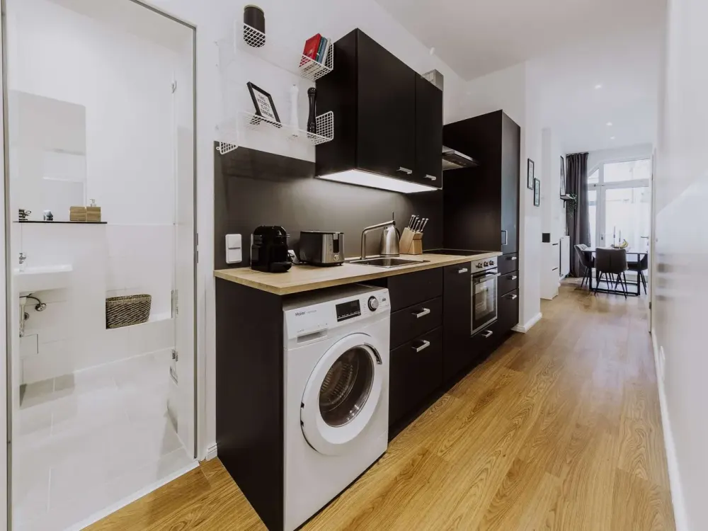 Möblierte modisches und ruhige EG-Wohnung direkt an der Torstraße in Berlin Mitte