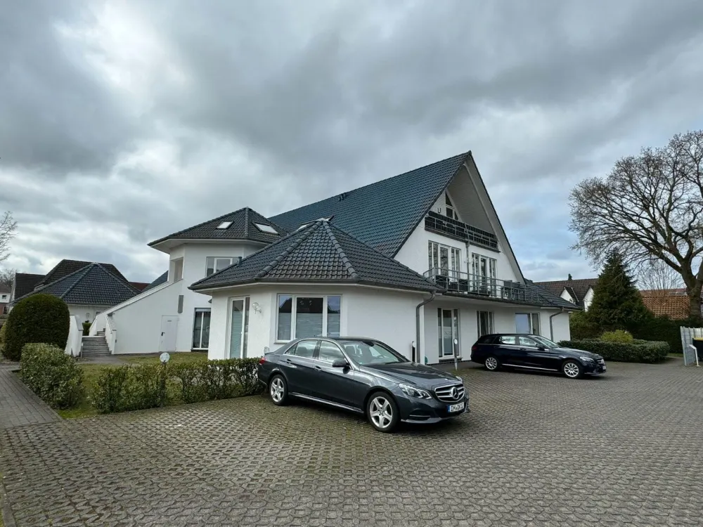 Cozy 3-Room Attic Apartment in Weyhe