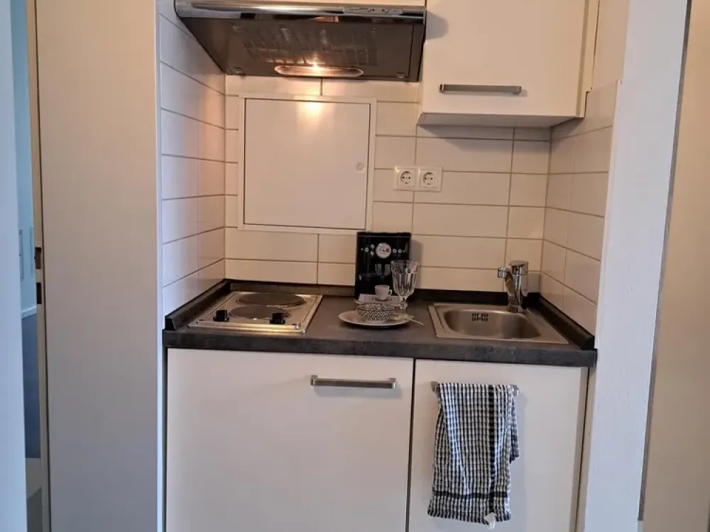 NUR FÜR STUDENTEN/ AUSZUBILDENDE - Charmantes 1-Zimmer-Studentenapartment in Hamburg mit Balkon