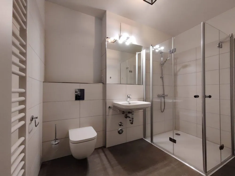 Großzügige 2-Raumwohnung mit Wasserblick am Lindenauer Hafen