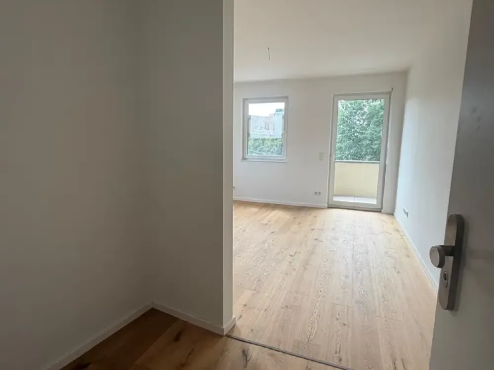 Erstbezug 3-Zi-Wohnung mit Küche und tollem Ausblick