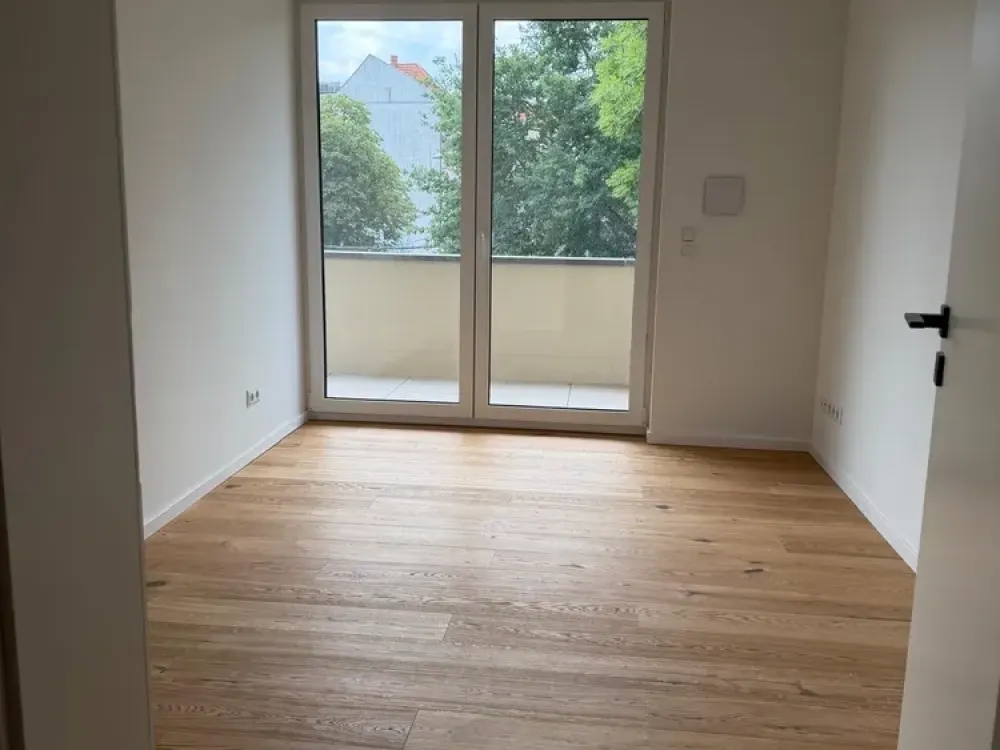 Erstbezug 3-Zi-Wohnung mit Küche und tollem Ausblick