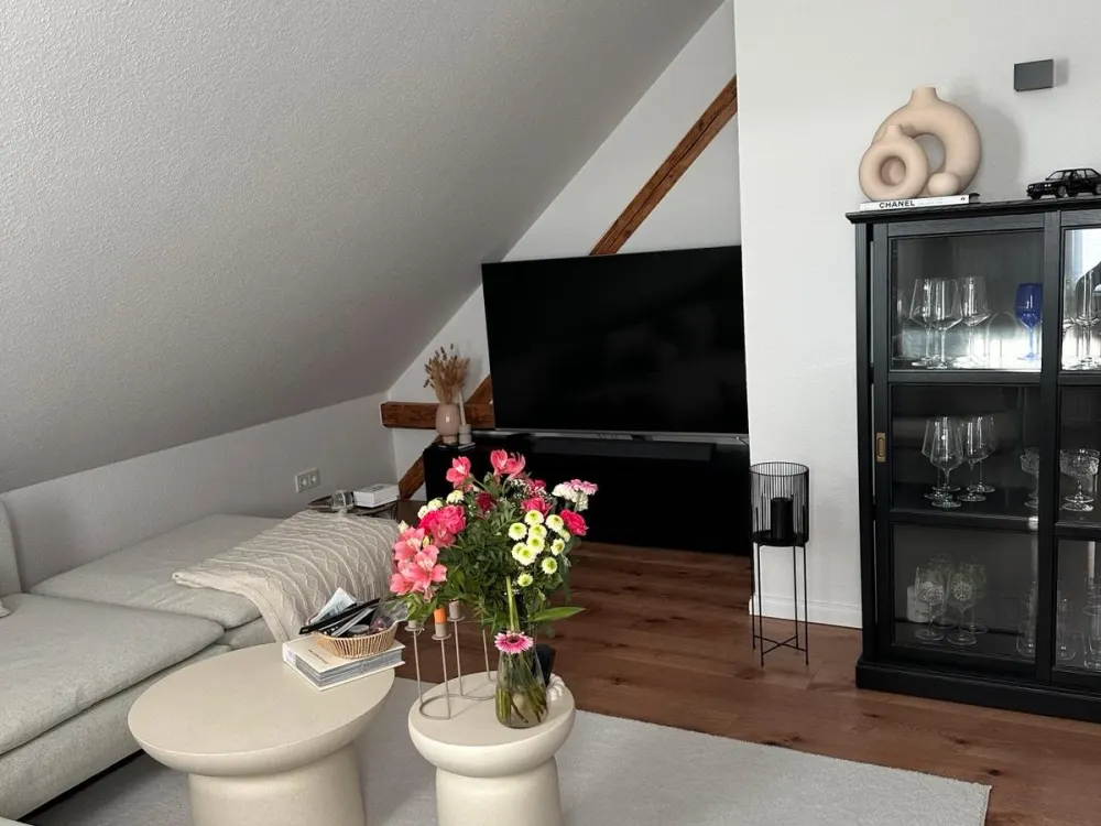 Schöne 2-Zimmer Dachgeschosswohnung in Giesen