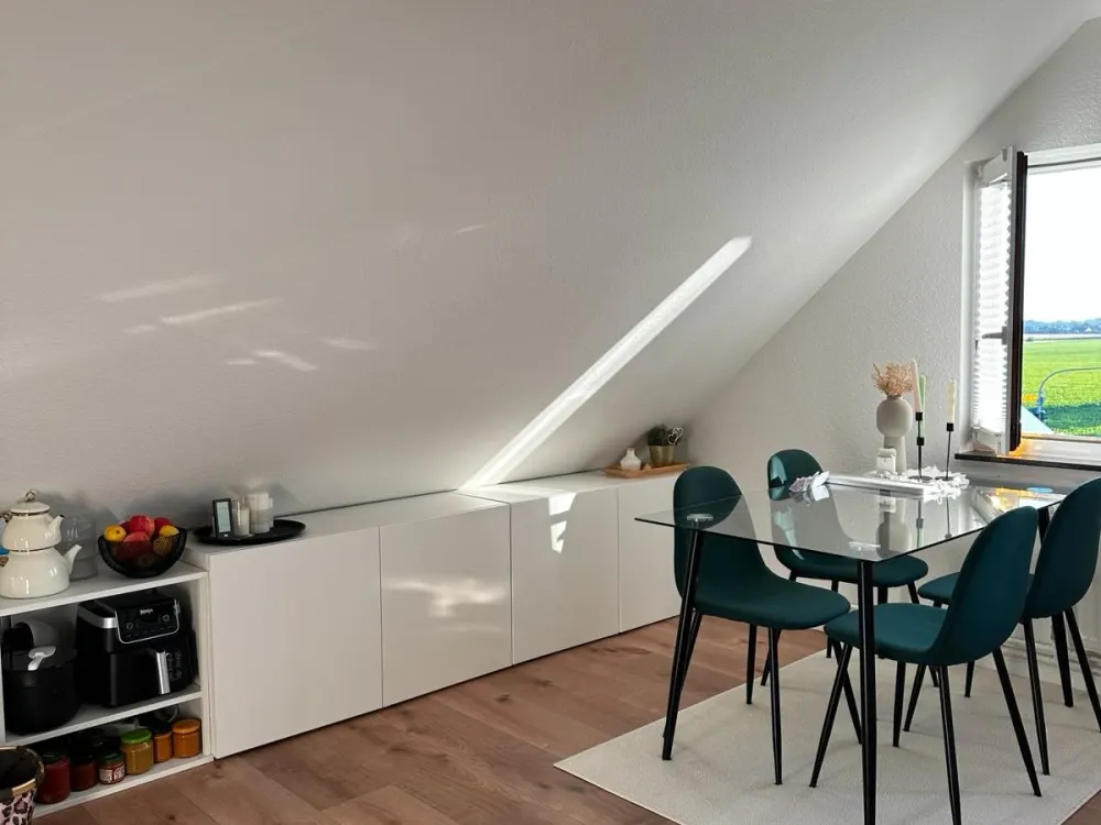 Schöne 2-Zimmer Dachgeschosswohnung in Giesen