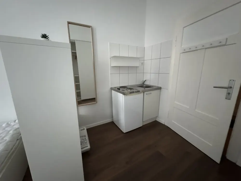 Drei möblierte WG-Zimmer, ideal für eine WG-Neugründung