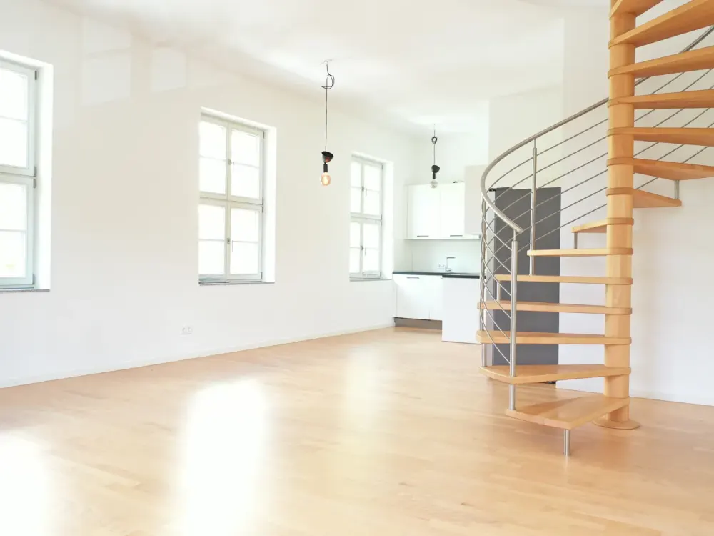 Wohnen im historischen Postpalast, stilvolle Altbauwohnung mit modernem Wohnkomfort