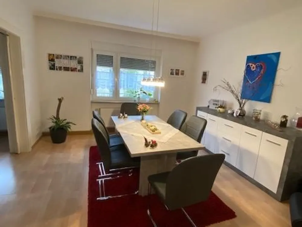 Schöne 3ZKB Wohnung in Saarlouis-Innenstadt zu vermieten.
