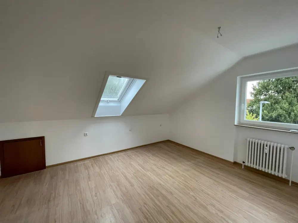 Gemütliche 2-Zimmer-Dachgeschosswohnung in Neuhausen auf den Fildern