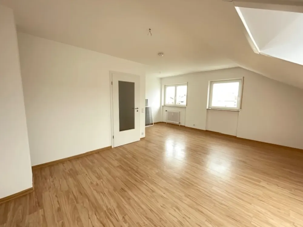 Gemütliche 2-Zimmer-Dachgeschosswohnung in Neuhausen auf den Fildern