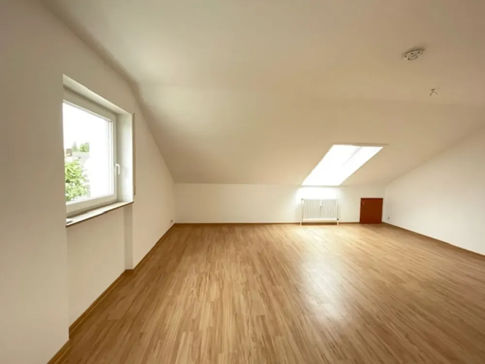 Gemütliche 2-Zimmer-Dachgeschosswohnung in Neuhausen auf den Fildern