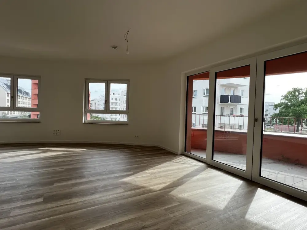 3-Zimmer-Wohnung mit Westbalkon und Einbauküche - mehrere Erstbezüge!