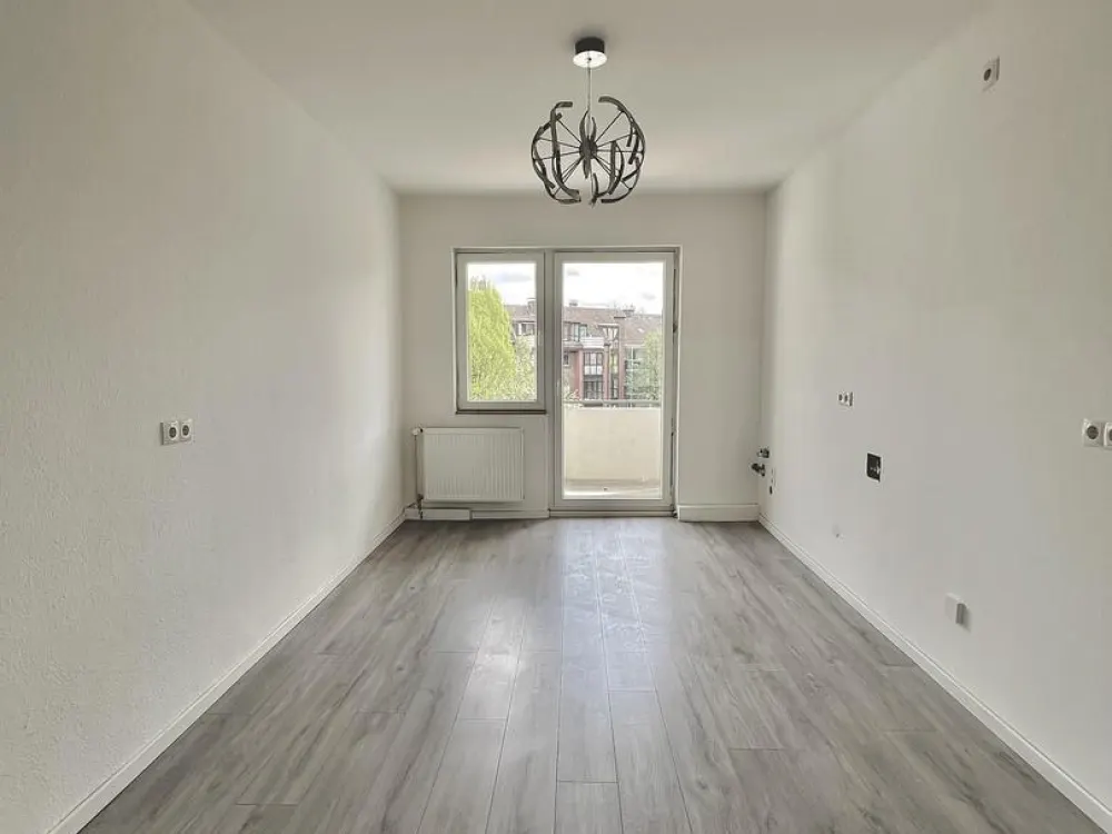 Modern 3-Room Apartment with Balcony in Hagen