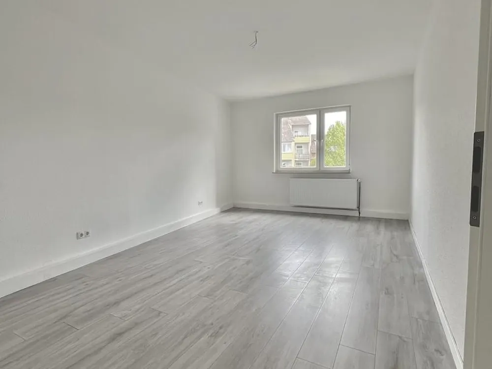 Modern 3-Room Apartment with Balcony in Hagen
