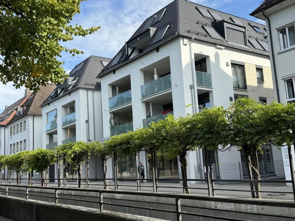 Modern, 3,5 Zimmer, Innenstadtlage - verkehrberuhigt, 100 m zur SEE-Promenade, Aufzug, TG