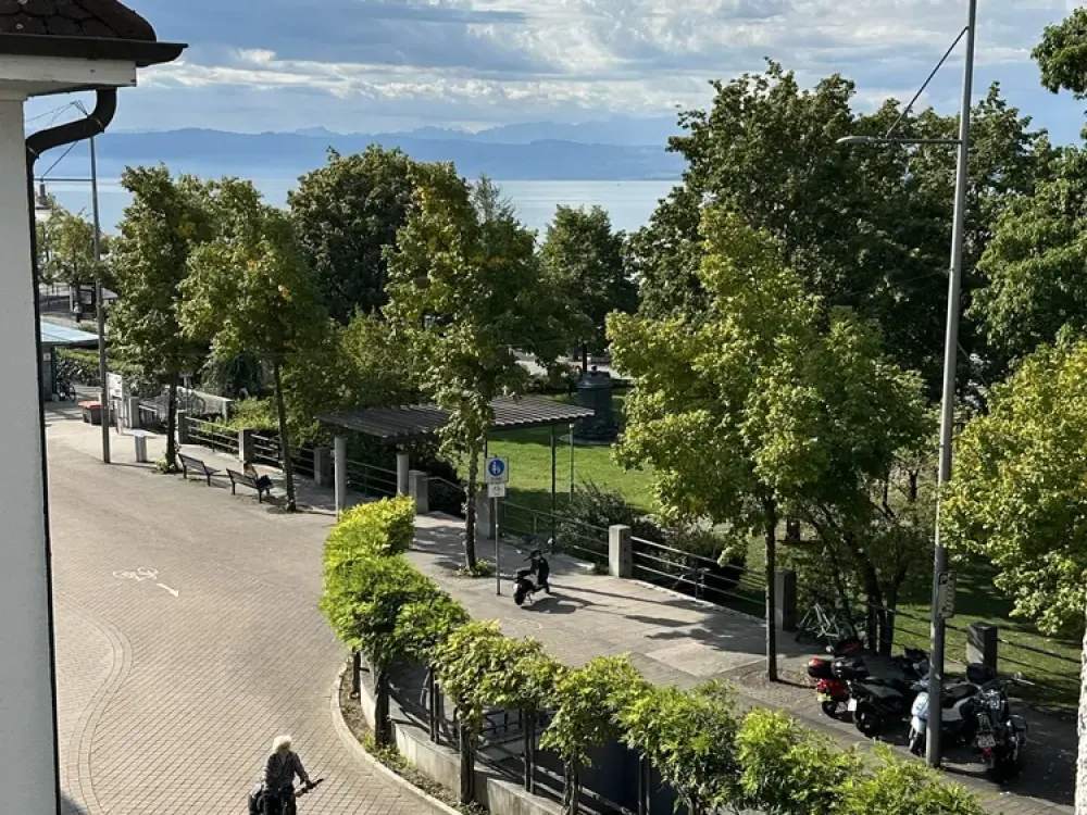 Modern, 3,5 Zimmer, Innenstadtlage - verkehrberuhigt, 100 m zur SEE-Promenade, Aufzug, TG