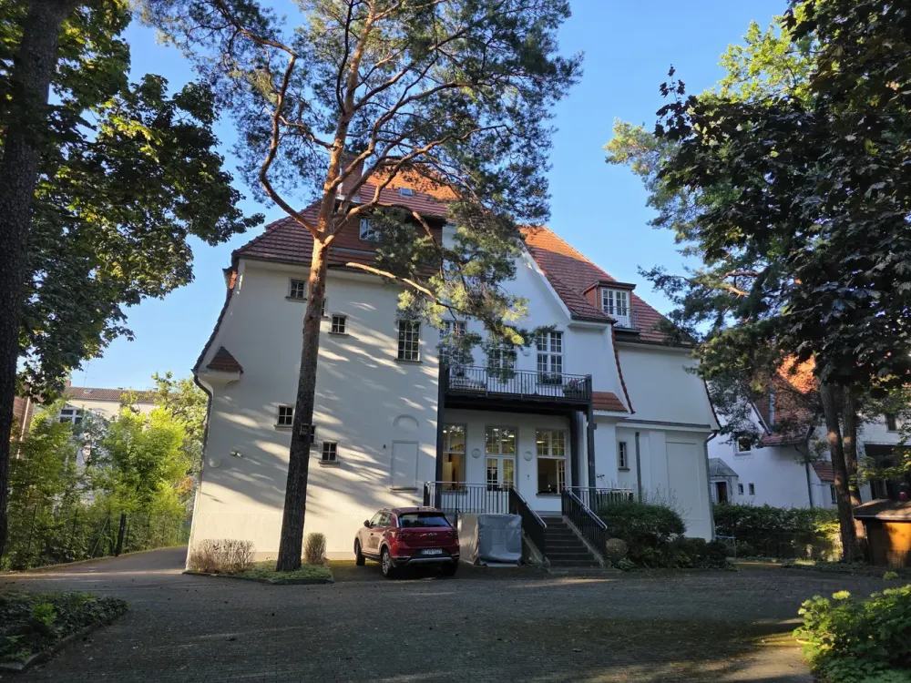 Wunderschöne 3-Zimmer Dachgeschosswohnung nahe Theodor-Heuss-Platz, 135 m², mit Einbauküche