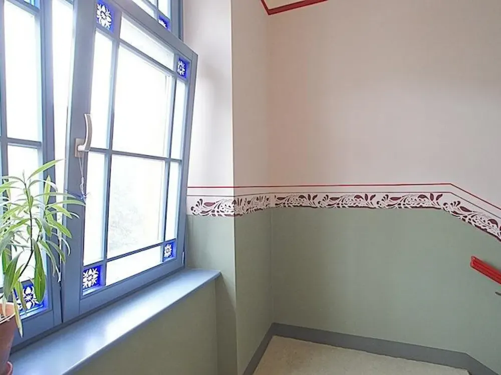 Moderne, möblierte 1-Raum-Wohnung mit Balkon in Dresdens Top-Lage