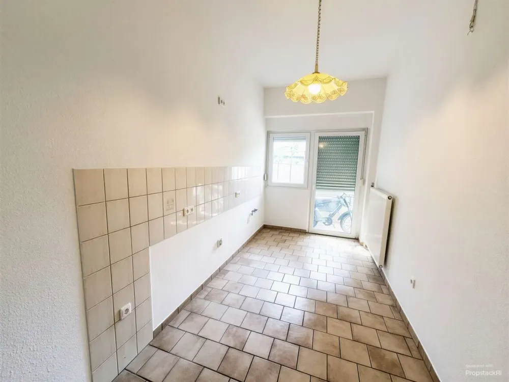 Kleine Wohlfühlwohnung mit Terrasse, sofort verfügbar