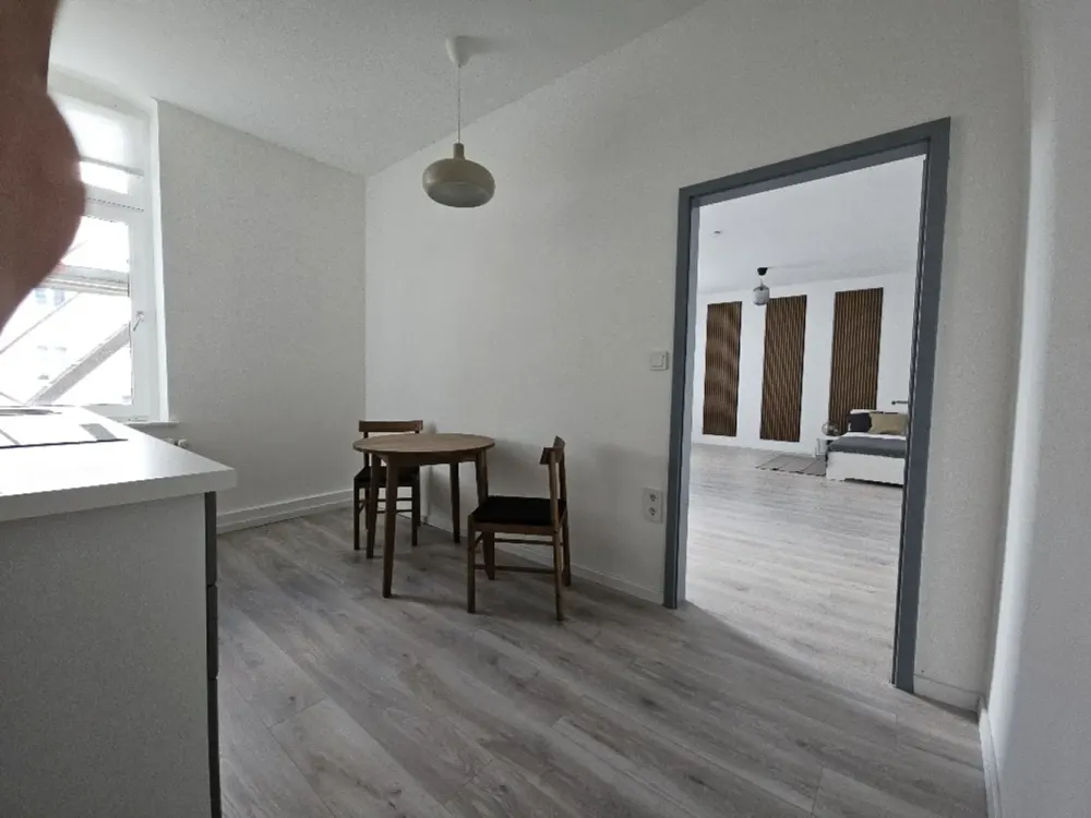 Möblierte 1,5 Zimmerwohnung mit EBK in zentraler Lage