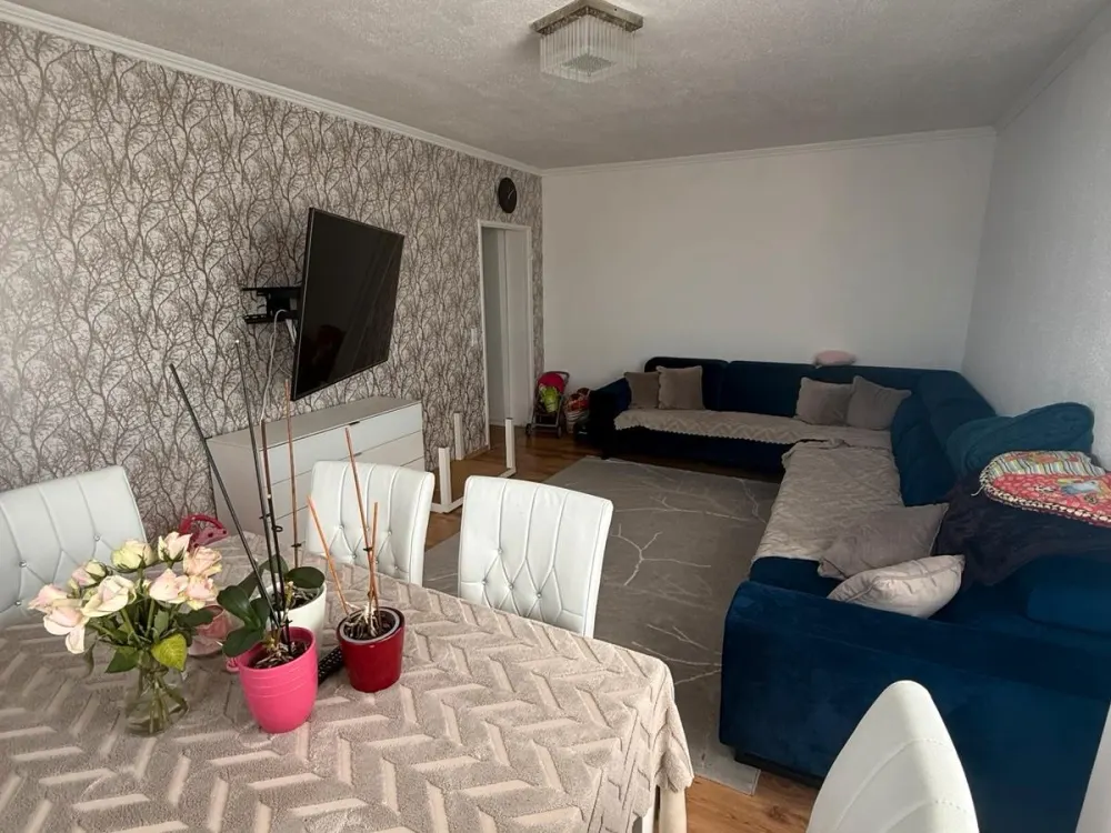 3 Zimmer Wohnung 80QM TOP ZUSTAND