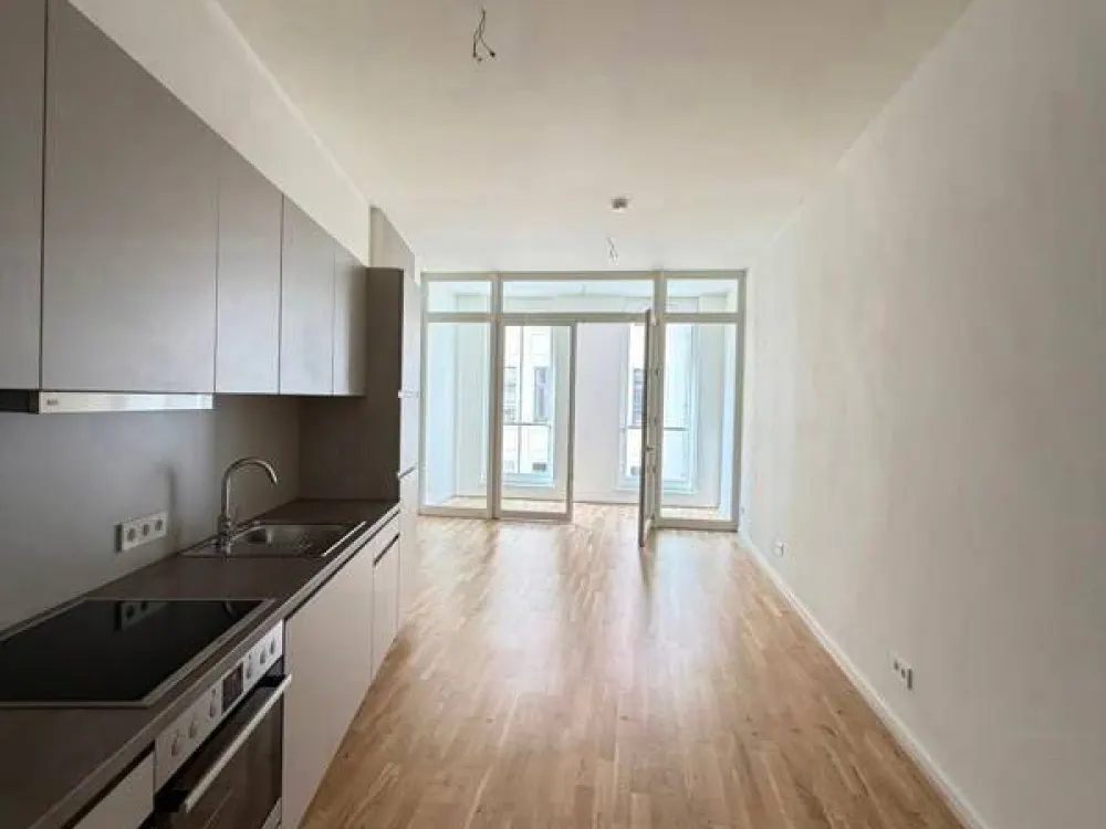 Moderne 2-Raum-Wohnung mit Einbauküche an der Frauenkirche