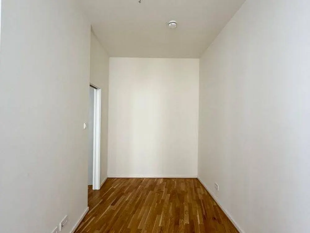 Moderne 2-Raum-Wohnung mit Einbauküche an der Frauenkirche