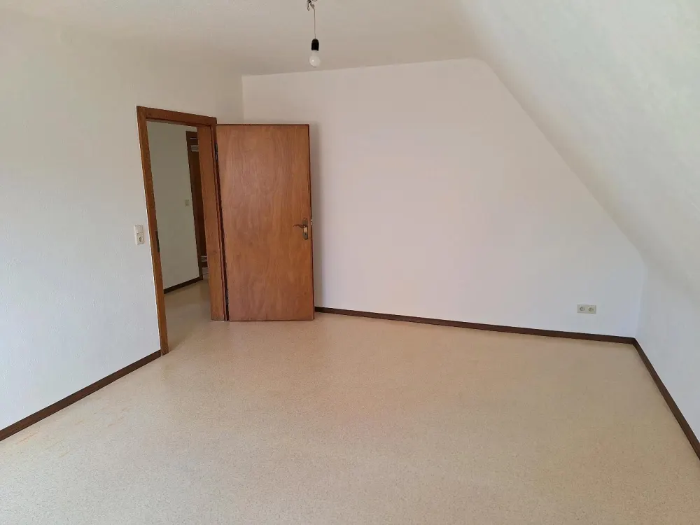 57 m², DG Mietwg. in 66583 Spiesen-Elversberg ab 01.12.2026