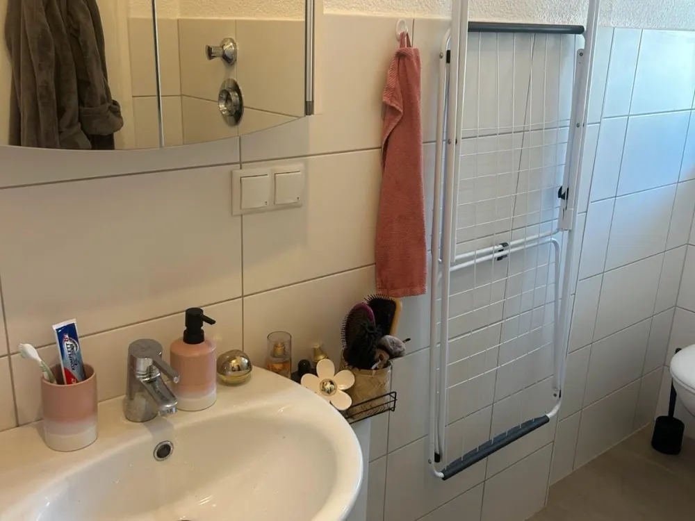Anfragestopp! Teilmöblierte 1-Zimmer-Wohnung in Düsseldorf