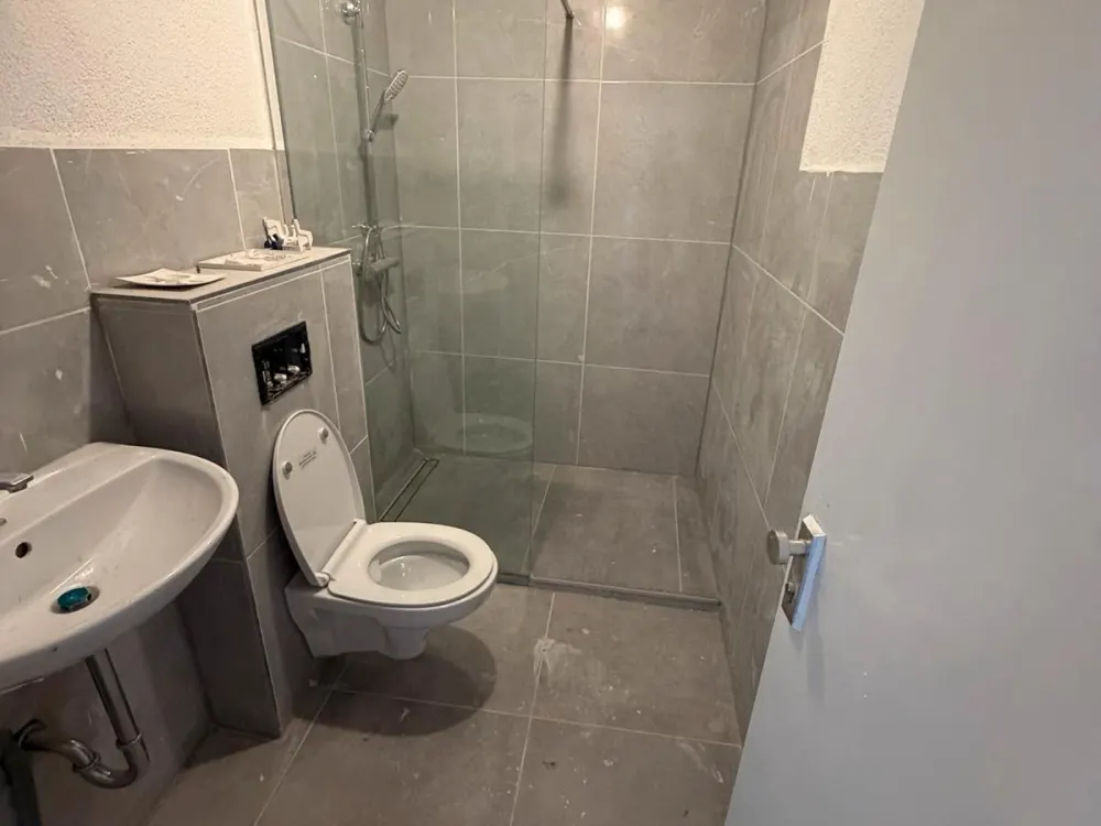 2 Zimmer Küche Bad Wohnung Malstatt Kernsaniert Ab Sofort