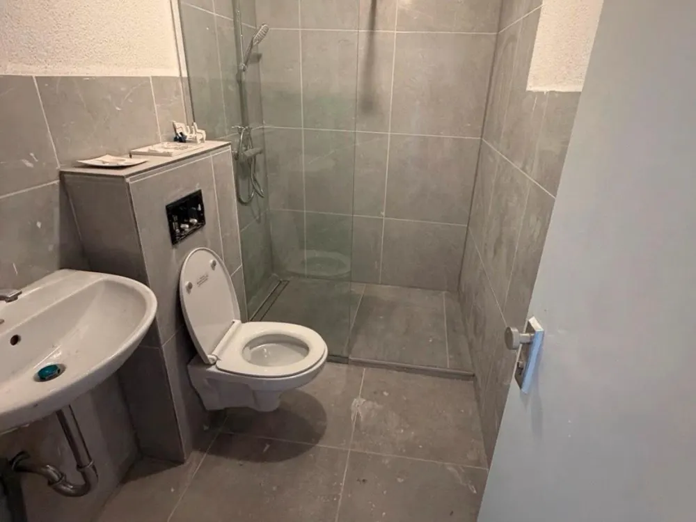 2 Zimmer Küche Bad Wohnung Malstatt Kernsaniert Ab Sofort