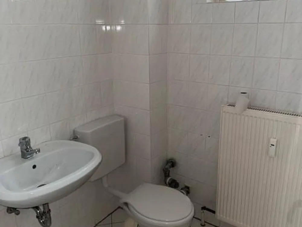 Schöne 2-Zimmer-Wohnung mit Balkon zu vermieten!