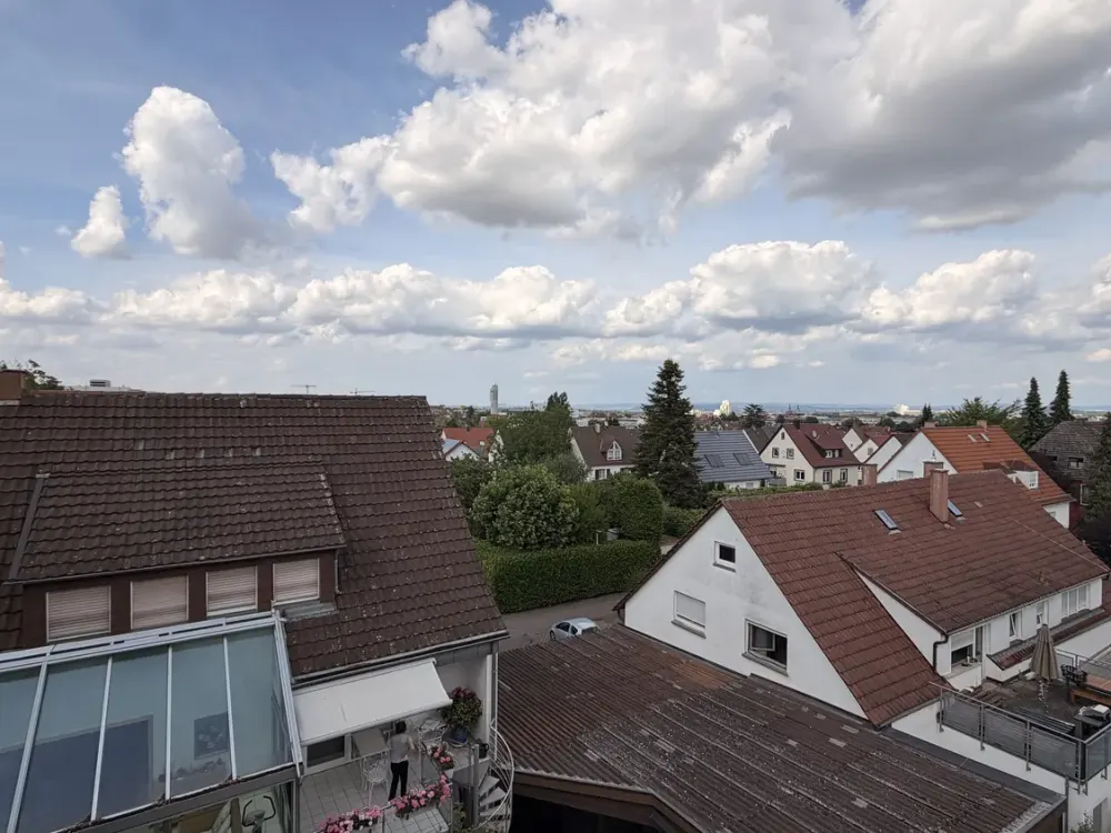 Gepflegte 3,5 Maisonette-Wohnung mit EBK und Blick über Ludwigsburg