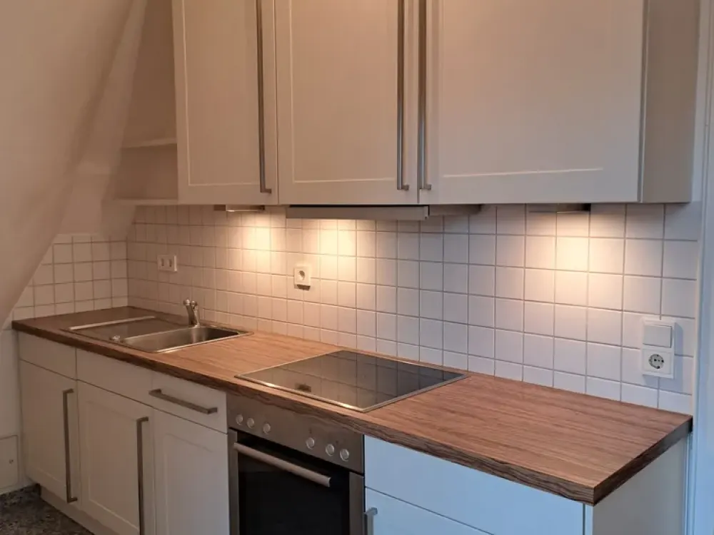 Hübsche 2 Raum Wohnung -mit Einbauküche