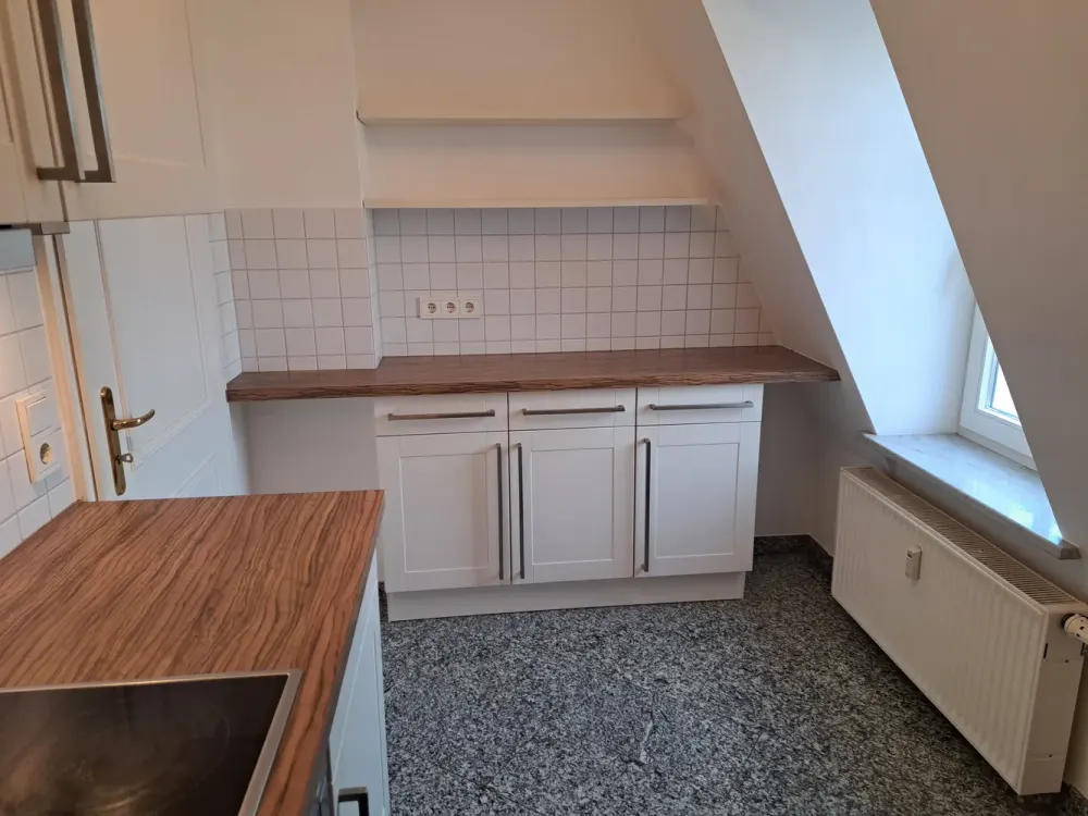 Hübsche 2 Raum Wohnung -mit Einbauküche