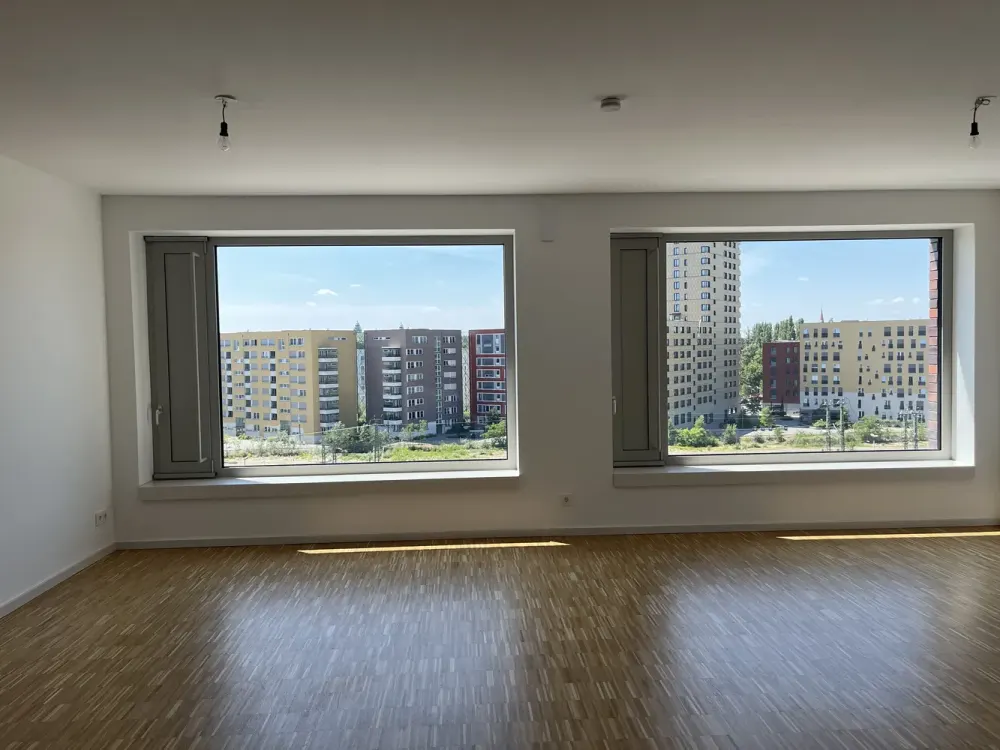 Helle 4 Zimmer Wohnung mit Parkettboden - provisionsfrei