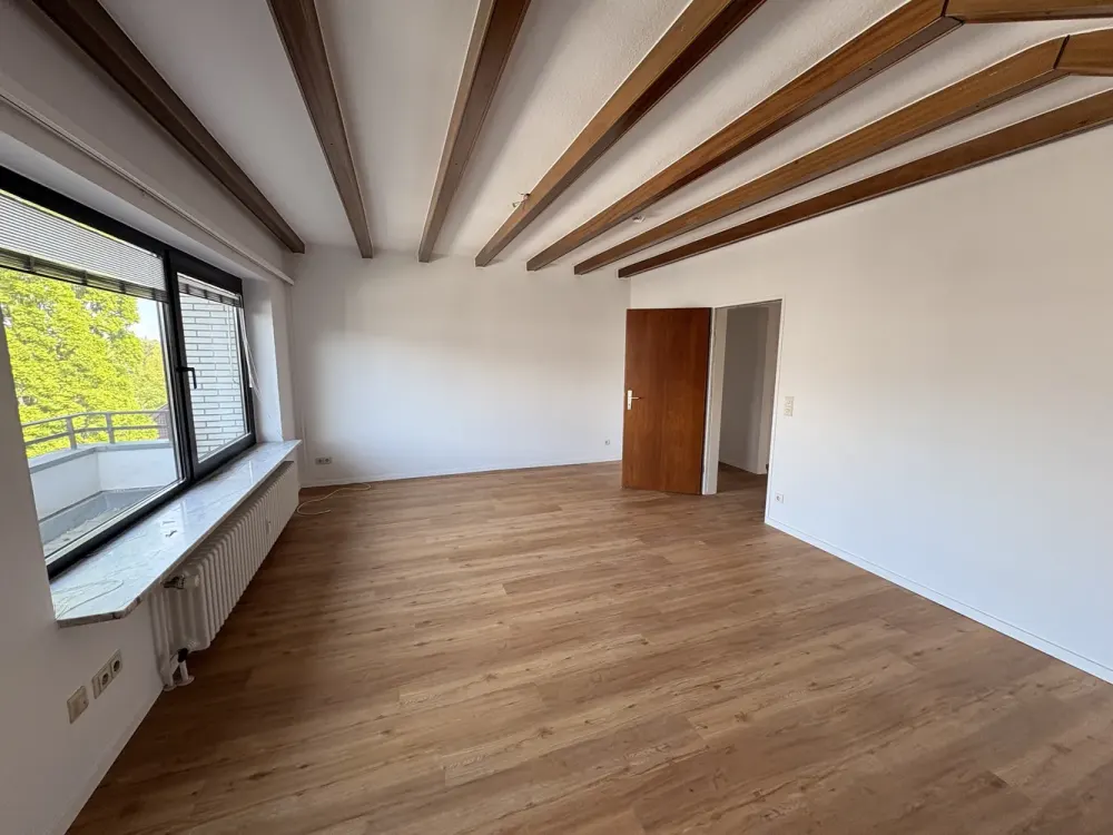Wohnung in guter Lage von Meerbusch-Büderich, Dachgeschoss