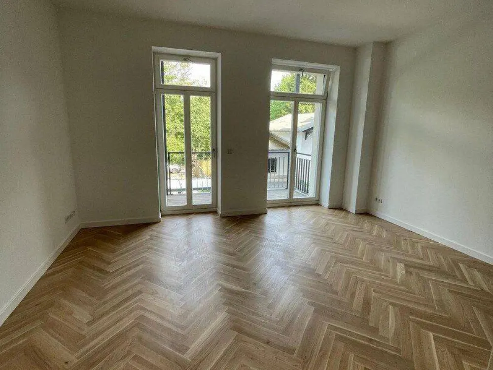 Neu sanierte 3-Zimmer-Wohnung mit großem Balkon