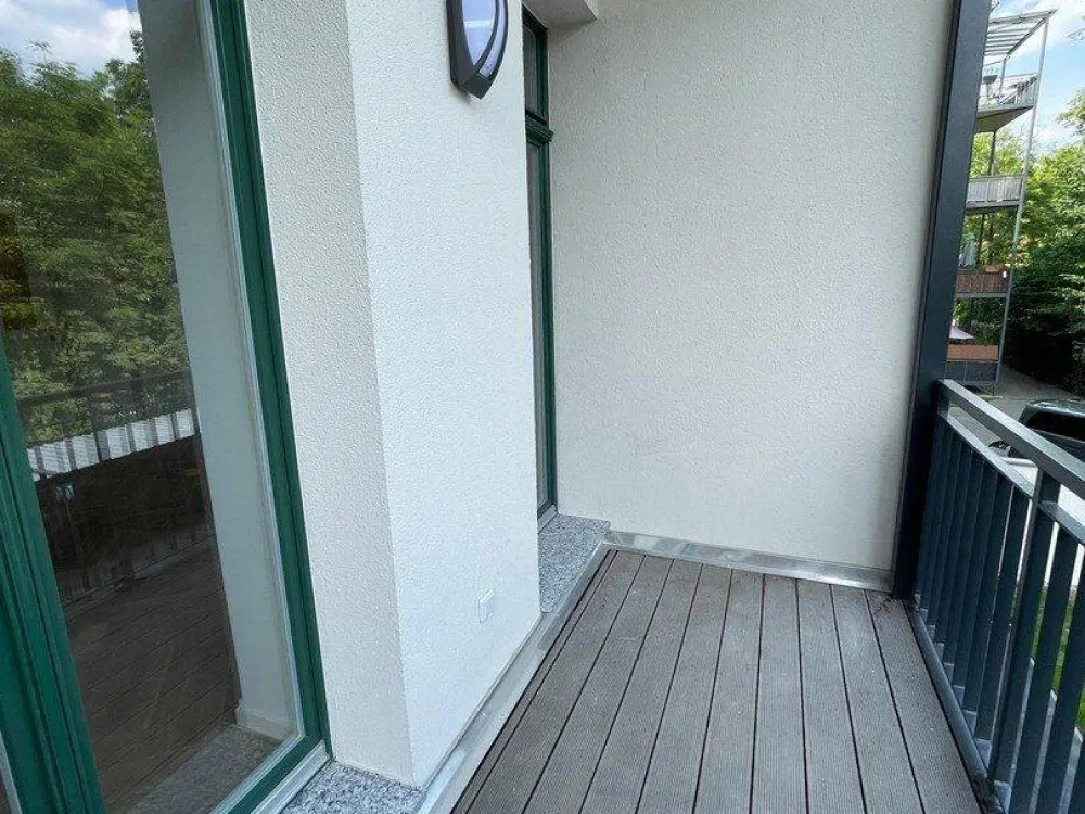 Neu sanierte 3-Zimmer-Wohnung mit großem Balkon