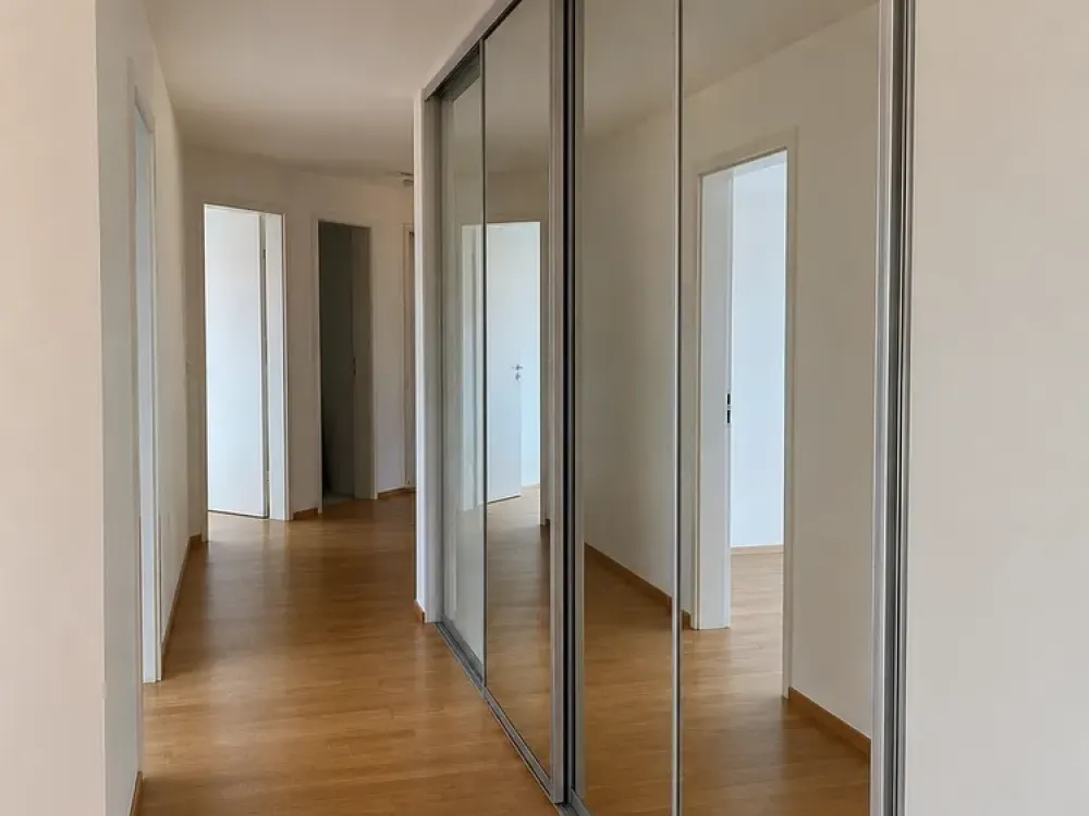 Helle 4 - Zimmer Wohnung mit Bergblick
