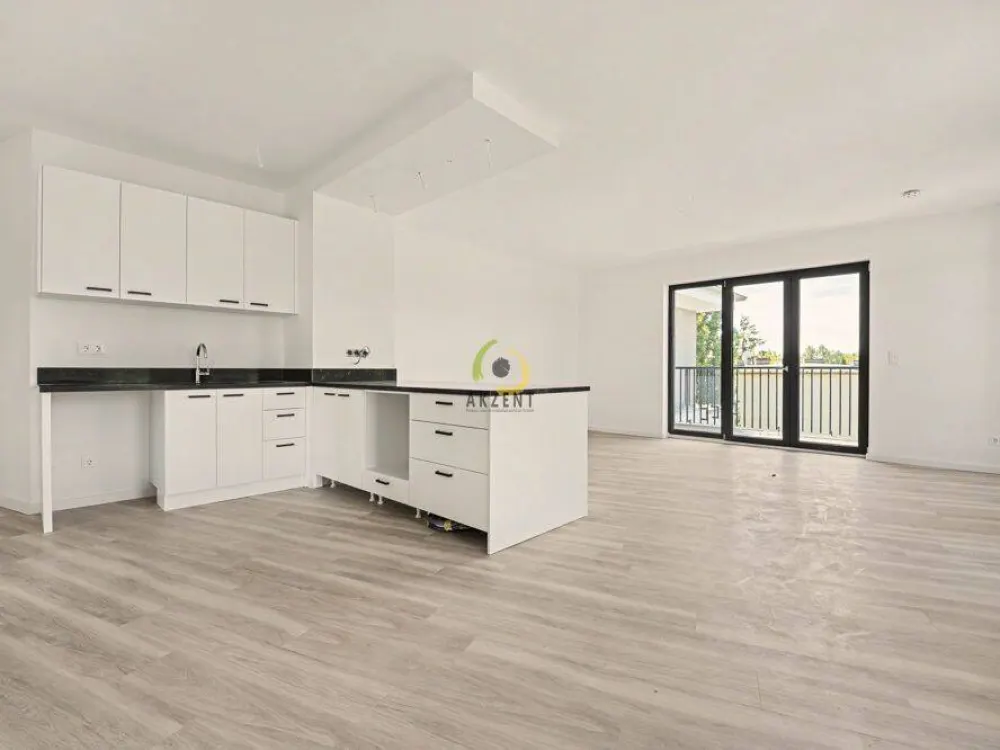 Erstbezug - Stilvolle 2-Zimmer-Neubauwohnung mit Balkon, EBK & Möblierung - Direkt am S-Bahnhof
