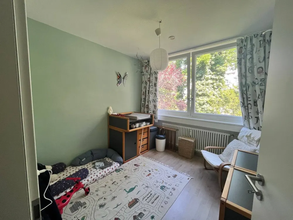 Freundliche Drei- Zimmer Wohnung in Stuttgart