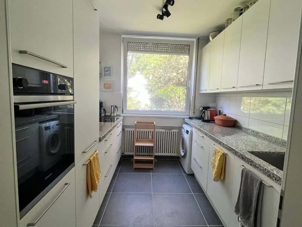 Freundliche Drei- Zimmer Wohnung in Stuttgart