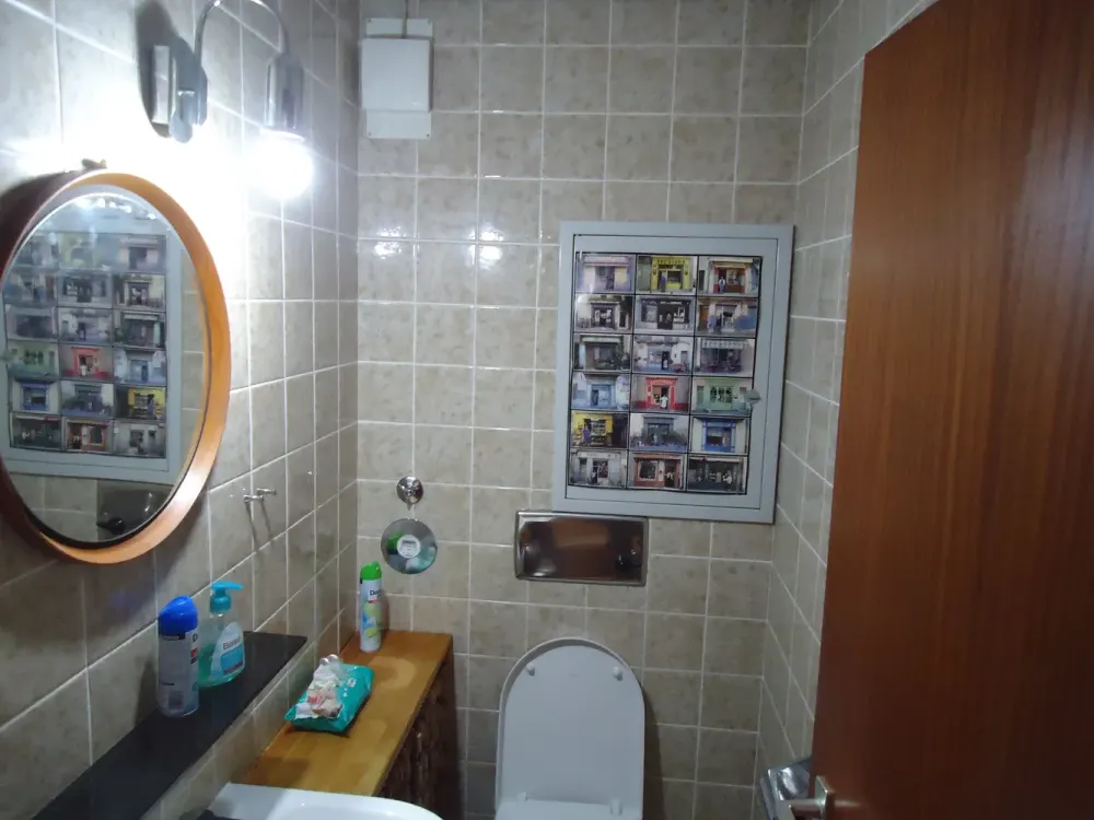 Exklusive, vollst. renovierte 4-Raum-Wohnung mit geh. Innenausstattung mit Balkon und EBK