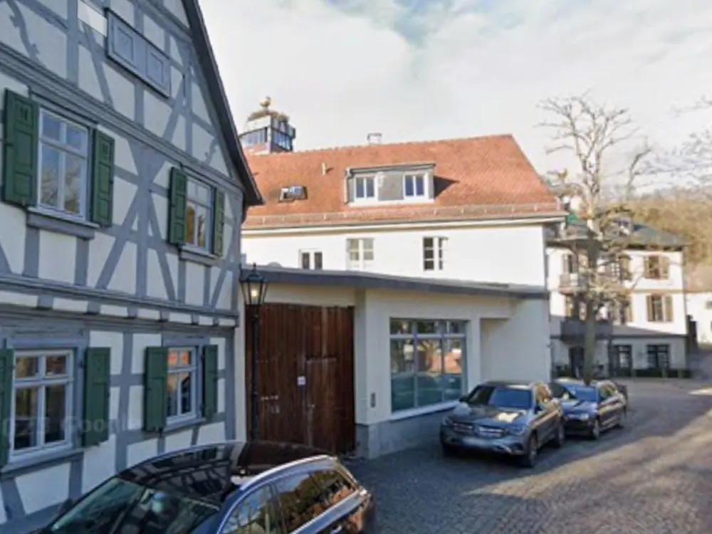 Wohnen mit direktem Blick auf das Hundertwasserhaus, Historisches Flair in Bad Soden am Taunus